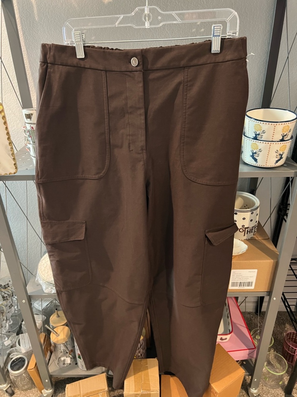 Lululemon Light Utilitech Cargo
Pocket High-Rise Pant, Sz 32 NWOT - Picture 6 of 8